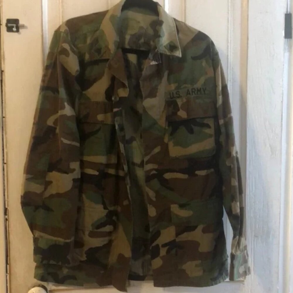 Mens Small US Army Camo Jacket Shirt Button Up Long Sleeve